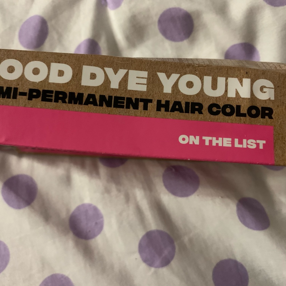 Streaks and strands good dye young pink hair color